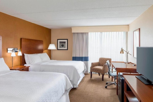 Four Points by Sheraton Chicago OHare Airport image 9